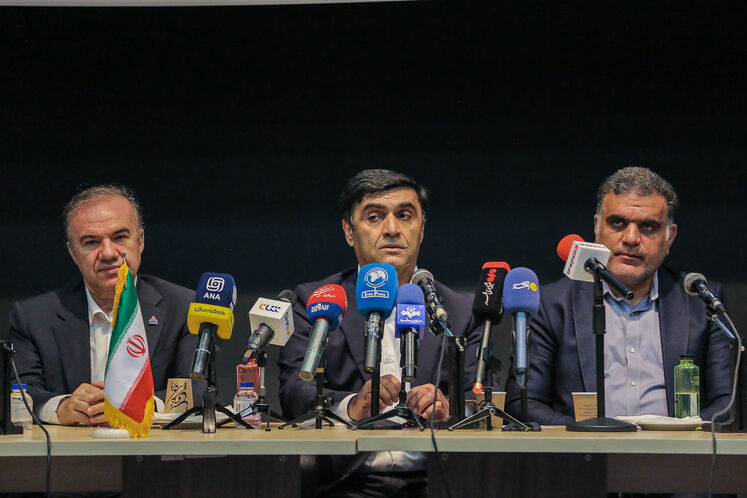 نشست خبری مدیرعامل شرکت ملی مناطق نفت‌خیز جنوب