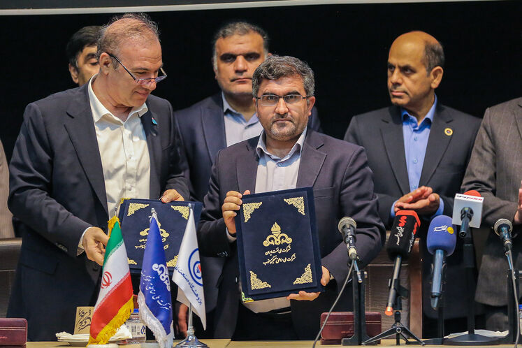 نشست خبری مدیرعامل شرکت ملی مناطق نفت‌خیز جنوب