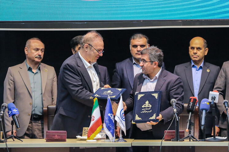 نشست خبری مدیرعامل شرکت ملی مناطق نفت‌خیز جنوب