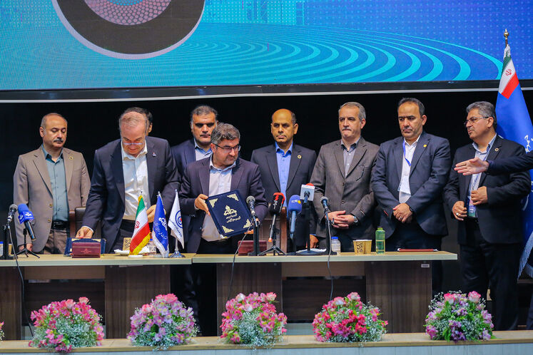 نشست خبری مدیرعامل شرکت ملی مناطق نفت‌خیز جنوب