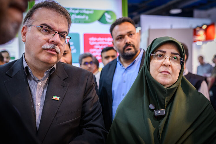 بازدید فاطمه مهاجرانی، سخنگوی دولت از بیست‌ونهمین نمایشگاه بین‌المللی نفت، گاز، پالایش و پتروشیمی