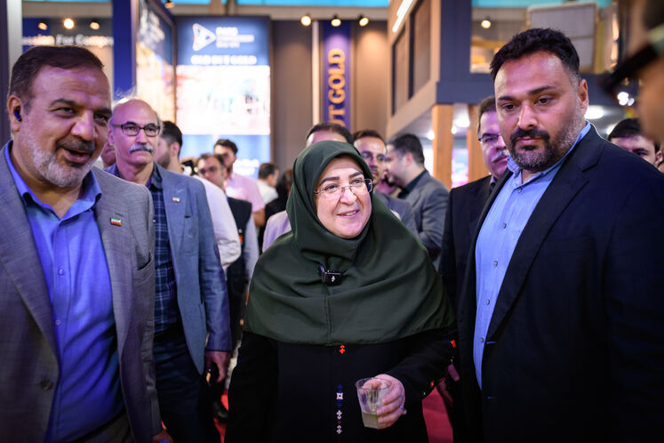 بازدید فاطمه مهاجرانی، سخنگوی دولت از بیست‌ونهمین نمایشگاه بین‌المللی نفت، گاز، پالایش و پتروشیمی
