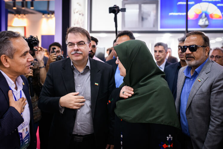 بازدید فاطمه مهاجرانی، سخنگوی دولت از بیست‌ونهمین نمایشگاه بین‌المللی نفت، گاز، پالایش و پتروشیمی