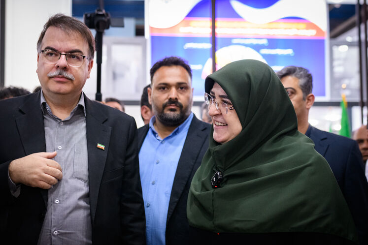 بازدید فاطمه مهاجرانی، سخنگوی دولت از بیست‌ونهمین نمایشگاه بین‌المللی نفت، گاز، پالایش و پتروشیمی