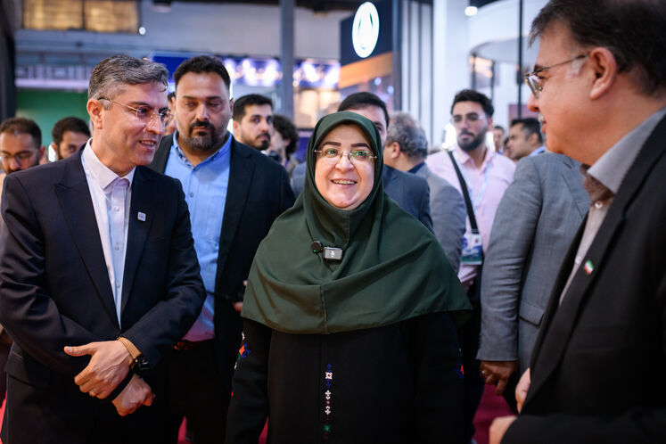 بازدید فاطمه مهاجرانی، سخنگوی دولت از بیست‌ونهمین نمایشگاه بین‌المللی نفت، گاز، پالایش و پتروشیمی