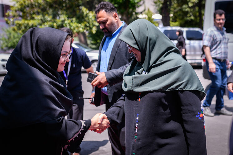 بازدید سخنگوی دولت از تحریریه رسانههای وزارت نفت