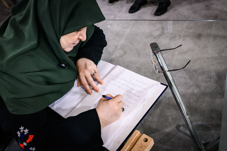 بازدید سخنگوی دولت از تحریریه رسانه‌های وزارت نفت