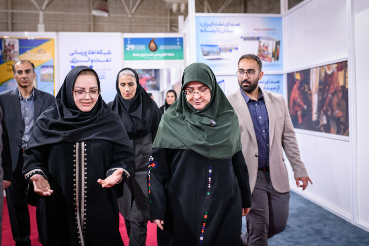 بازدید سخنگوی دولت از تحریریه رسانههای وزارت نفت