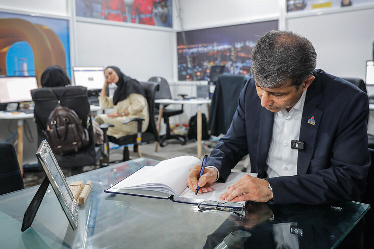 بازدید سرپرست شرکت مهندسی و توسعه گاز ایران از تحریریه رسانههای وزارت نفت