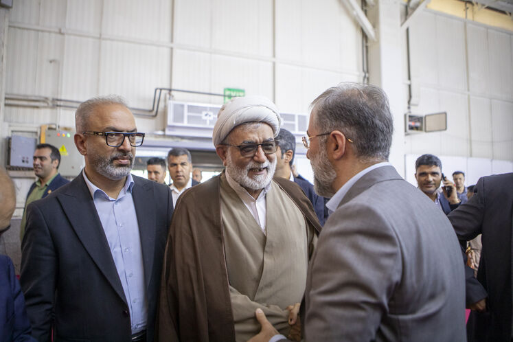 بازدید موسی احمدی، رئیس کمیسیون انرژی مجلس از بیست‌ونهمین نمایشگاه نفت ایران