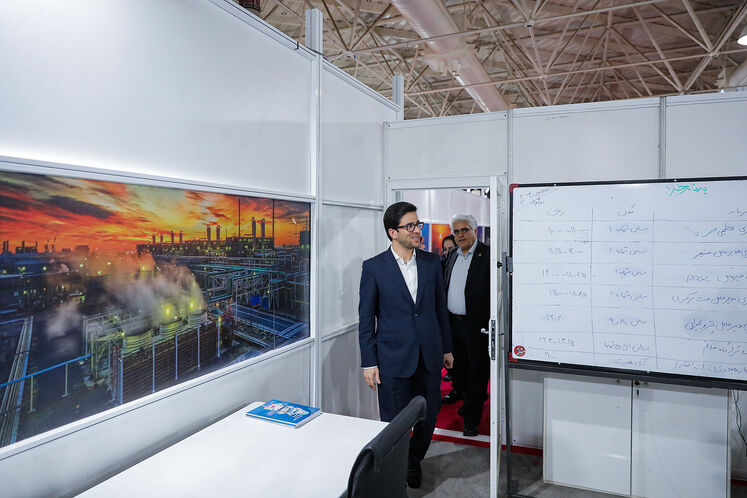 بازدید مدیرعامل شرکت ملی پالایش و پخش فرآوردههای نفتی از تحریریه رسانههای وزارت نفت