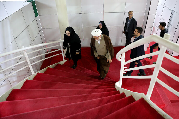 بازدید رئیس کمسیون انرژی مجلس از تحریریه رسانههای وزارت نفت