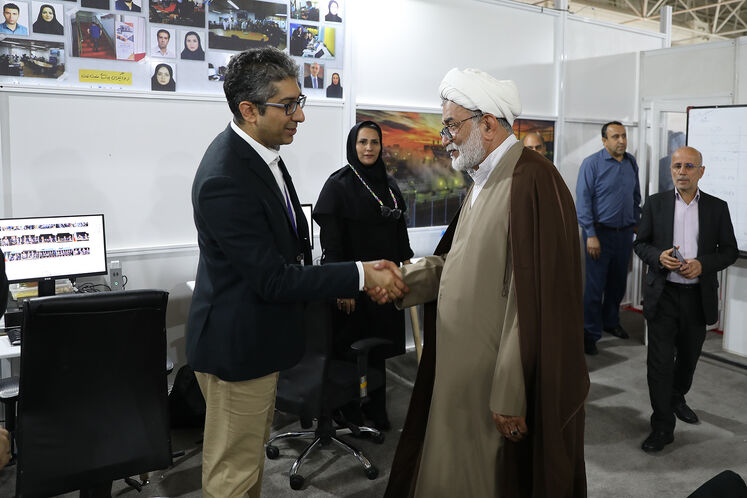 بازدید رئیس کمسیون انرژی مجلس از تحریریه رسانههای وزارت نفت