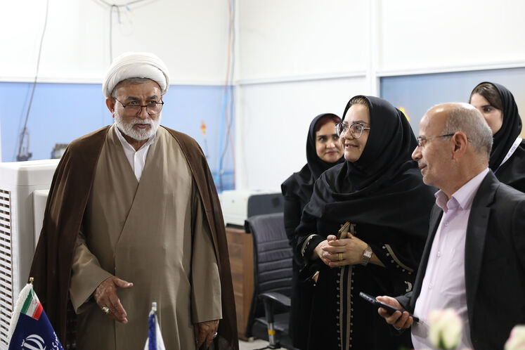 بازدید رئیس کمسیون انرژی مجلس از تحریریه رسانههای وزارت نفت