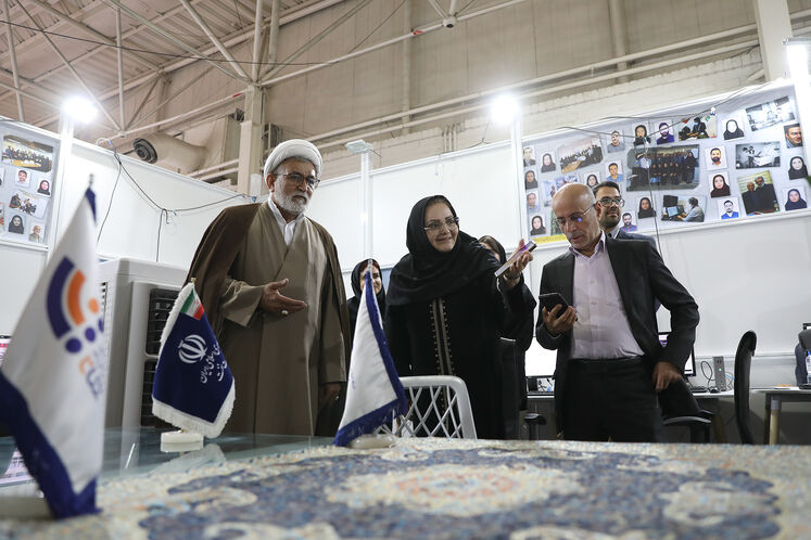 بازدید رئیس کمسیون انرژی مجلس از تحریریه رسانههای وزارت نفت