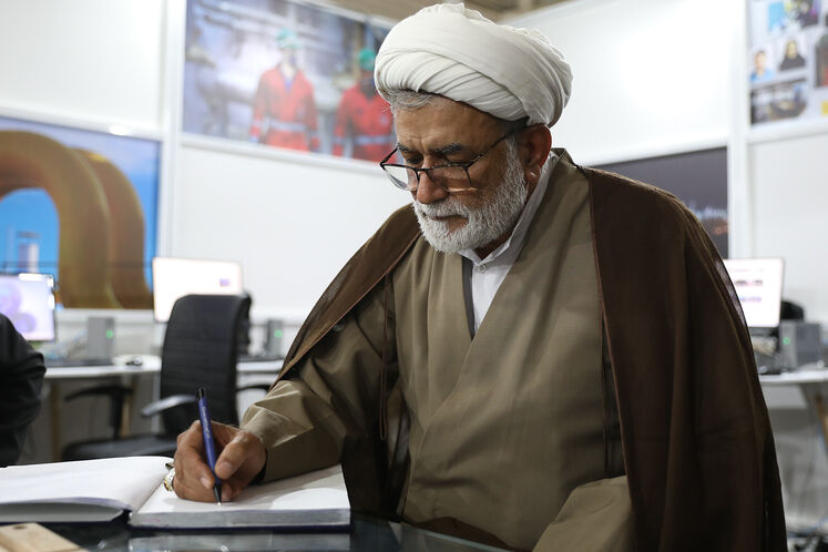 بازدید رئیس کمسیون انرژی مجلس از تحریریه رسانه‌های وزارت نفت