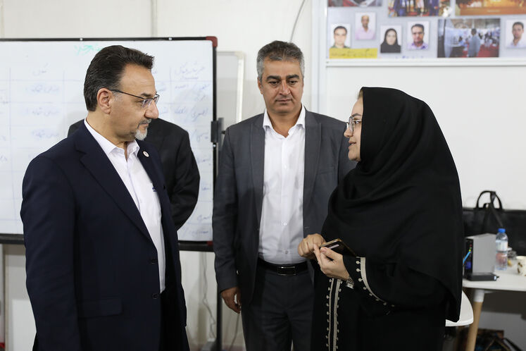 بازدید مدیرعامل شرکت انتقال گاز ایران از تحریریه رسانههای وزارت نفت