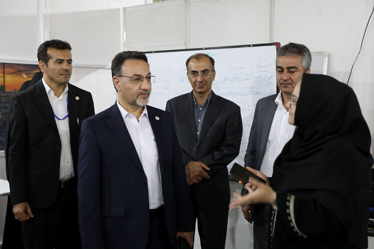 بازدید مدیرعامل شرکت انتقال گاز ایران از تحریریه رسانههای وزارت نفت