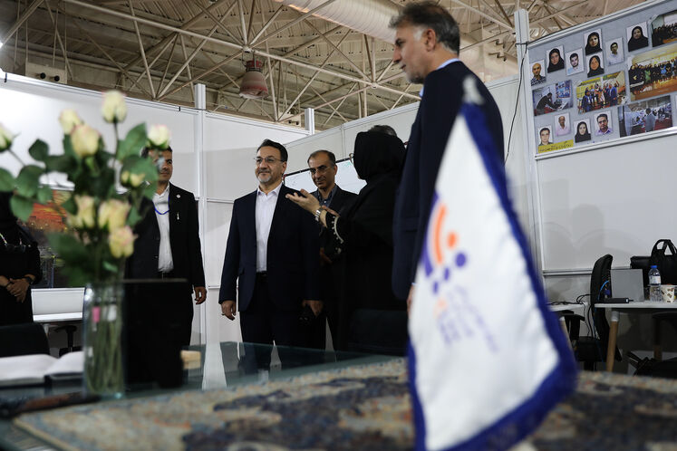 بازدید مدیرعامل شرکت انتقال گاز ایران از تحریریه رسانههای وزارت نفت