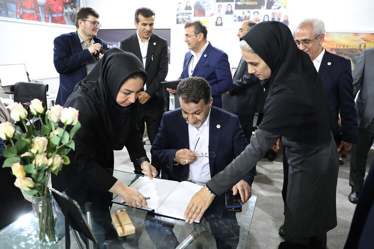 بازدید مدیرعامل شرکت انتقال گاز ایران از تحریریه رسانههای وزارت نفت