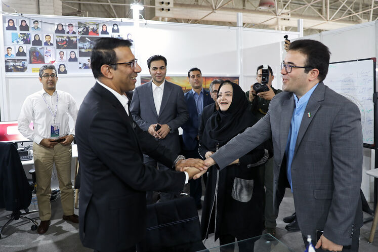 بازدید حسین حسین‌زاده، رئیس هیئت‌رئیسه صندوق‌های بازنشستگی نفت از تحریریه رسانه‌های وزارت نفت