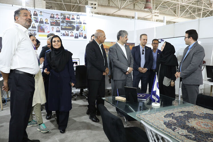 بازدید مدیرعامل شرکت نفت و گاز پارس از تحریریه رسانههای وزارت نفت