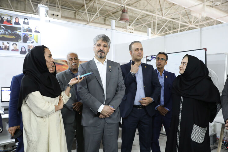 بازدید مدیرعامل شرکت نفت و گاز پارس از تحریریه رسانههای وزارت نفت