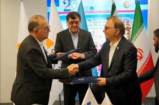 امضای قرارداد مهندسی پایه طرح ملی مدیریت هوشمند زنجیره تأمین فرآوردههای نفتی امضای قرارداد مهندسی پایه طرح ملی مدیریت هوشمند زنجیره تأمین فرآوردههای نفتی