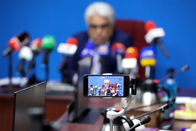 نشست خبری مدیرعامل شرکت ملی پخش فرآورده‌های نفتی ایران
