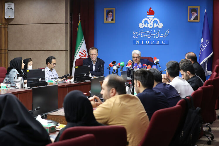 نشست خبری مدیرعامل شرکت ملی پخش فرآورده‌های نفتی ایران
