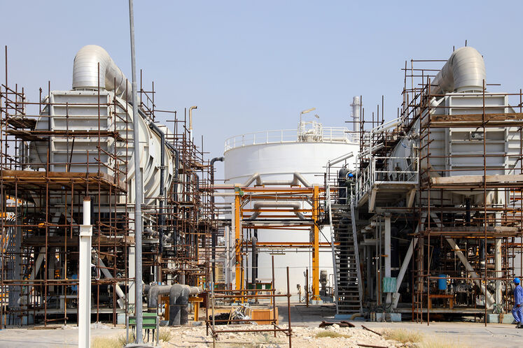 تعمیرات اساسی پالایشگاه نهم پارس جنوبی (فاز ۱۲)