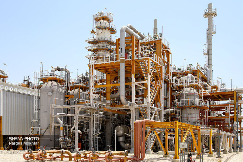 Overhaul of South Pars Refinery 10 completed Overhaul of South Pars Refinery 10 completed