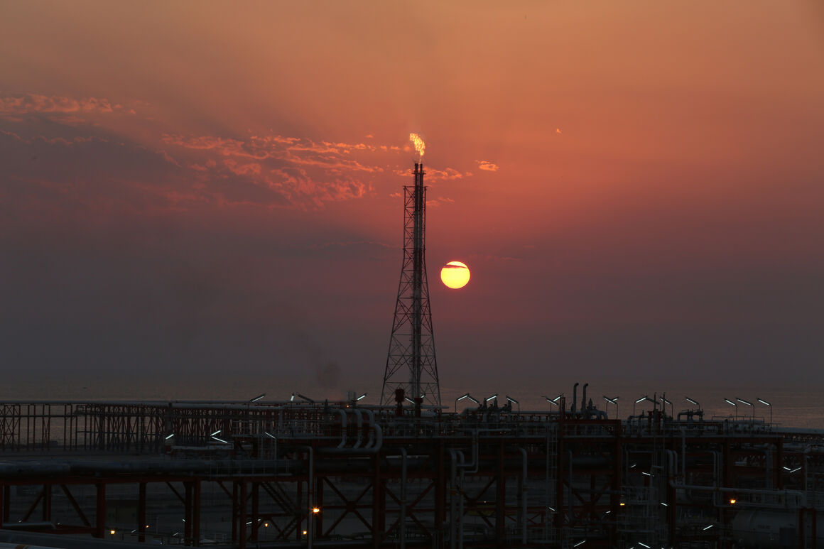 جمع‌آوری گازهای مشعل پروژه پیشران بهره‌وری کشور است