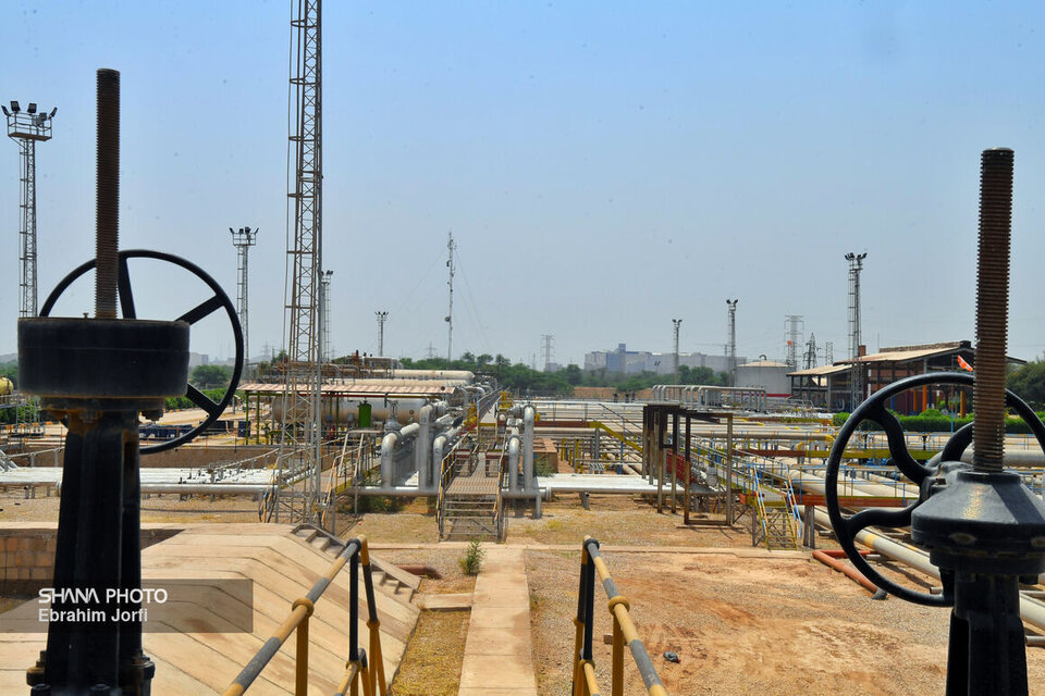Iran’s oil industry must tap reserves to turn potential into power