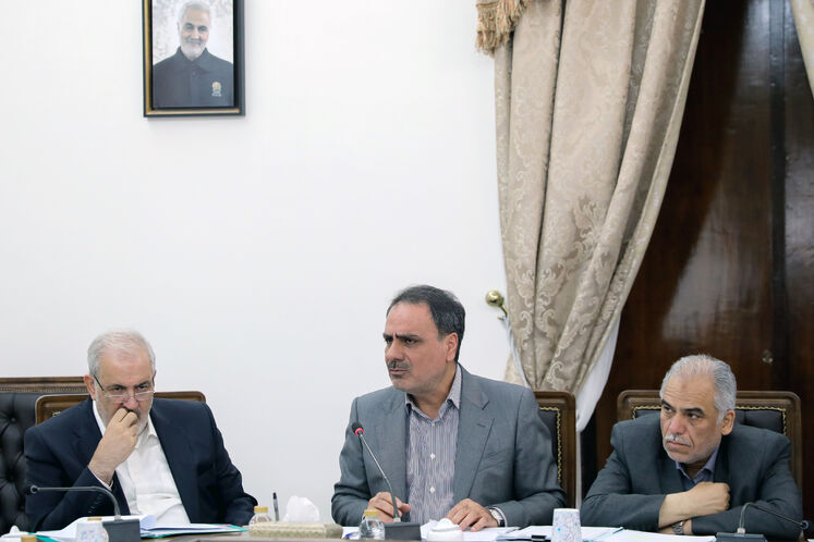 نشست شورای اقتصاد