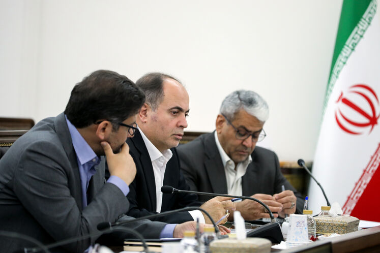 نشست شورای اقتصاد