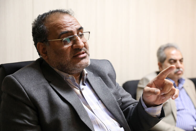 حسین فهیمی‌تبار، مدیر توسعه منابع انسانی شرکت ملی پالایش و پخش فرآورده‌های نفتی ایران