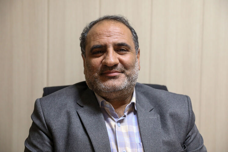 حسین فهیمی‌تبار، مدیر توسعه منابع انسانی شرکت ملی پالایش و پخش فرآورده‌های نفتی ایران