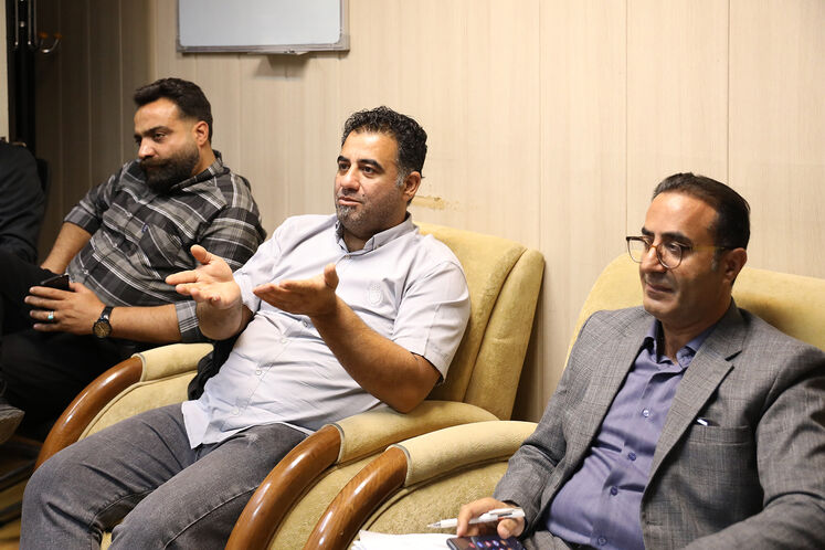 دومین نشست ملاقات چهرهبهچهره مردم و مسئولان وزارت نفت با حضور حسین فهیمیتبار