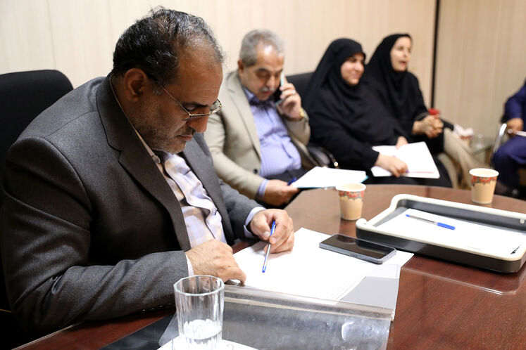 دومین نشست ملاقات چهرهبهچهره مردم و مسئولان وزارت نفت با حضور حسین فهیمیتبار