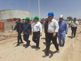 Oil minister visits Rey oil depot after attack