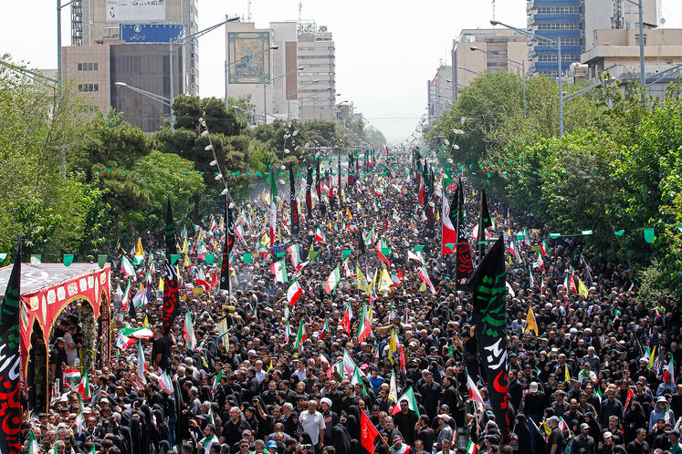 تشییع پیکر مطهر شهدای اقتدار در تهران