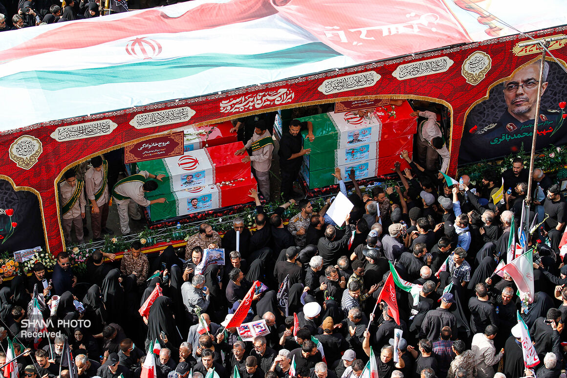 وداع ملی با شهدای اقتدار؛ از انقلاب تا آزادی