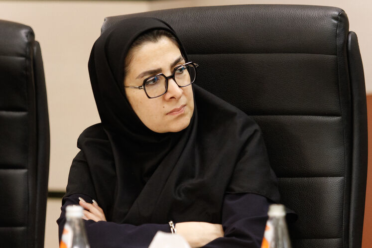 فاطمه کاهی، رئیس روابط عمومی شرکت ملی پالایش و پخش فرآوردههای نفتی ایران