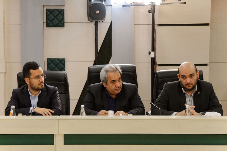 نشست هم‌اندیشی با فعالان زنجیره تأمین سوخت کشور