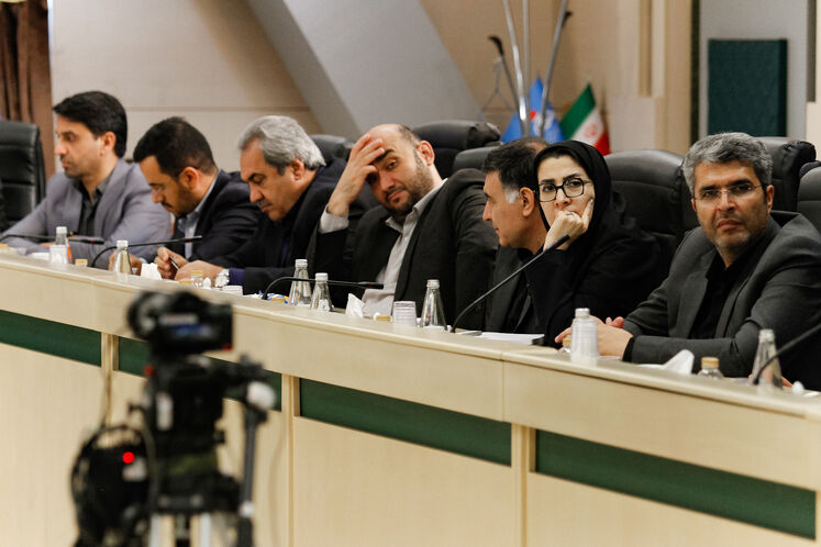 نشست هم‌اندیشی با فعالان زنجیره تأمین سوخت کشور