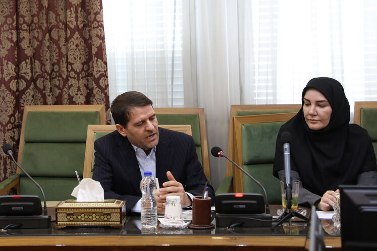 President Pezeshkian visits Oil Ministry