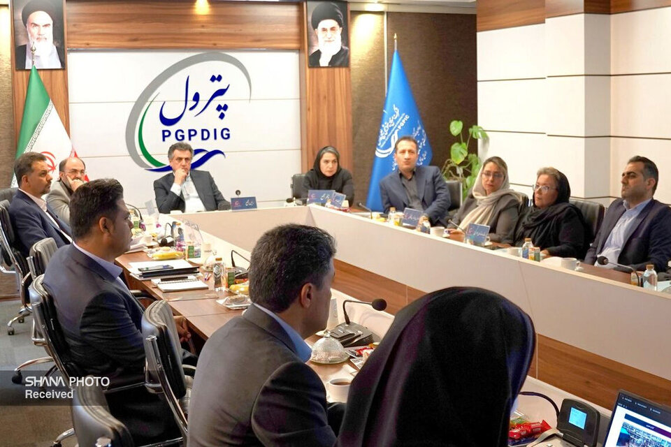 طرح پتروشیمی ارغوانگستر ایلام آماده تولید تجاری شد طرح پتروشیمی ارغوانگستر ایلام آماده تولید تجاری شد