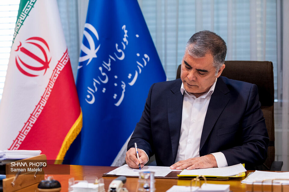 قدردانی وزیر نفت از تلاش‌های شبانه‌روزی آتش‌نشانان