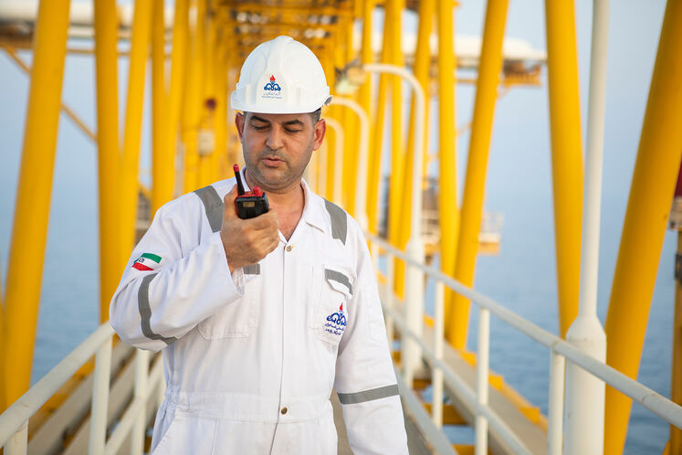 تعمیرات اساسی سکوی گازی SPD20 پارس جنوبی